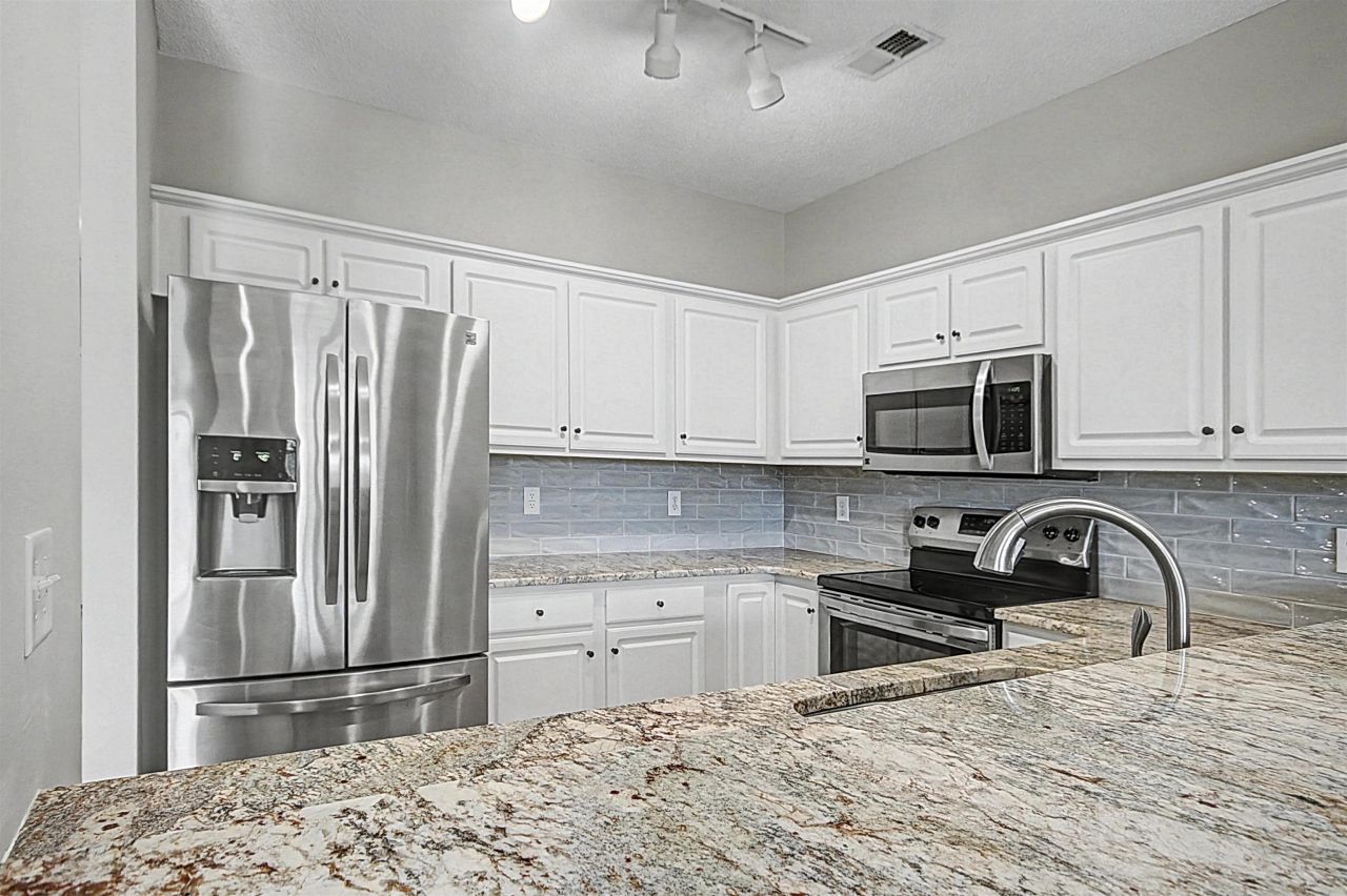 1058 Sea Mountain Hwy. Photo 22