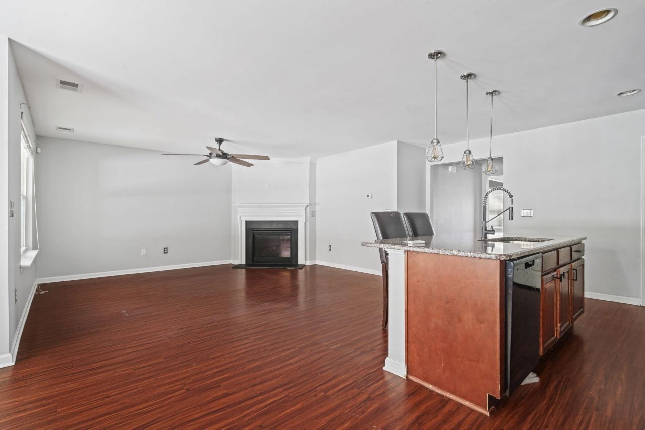 1232 Midtown Village Dr.  Photo 22