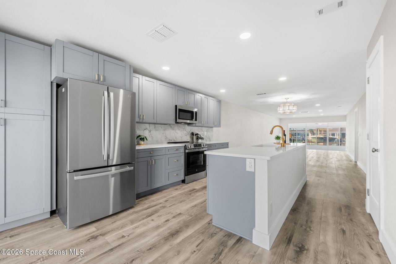 651 Boca Ciega Point Boulevard S, Saint Petersburg, FL 33709 Photo