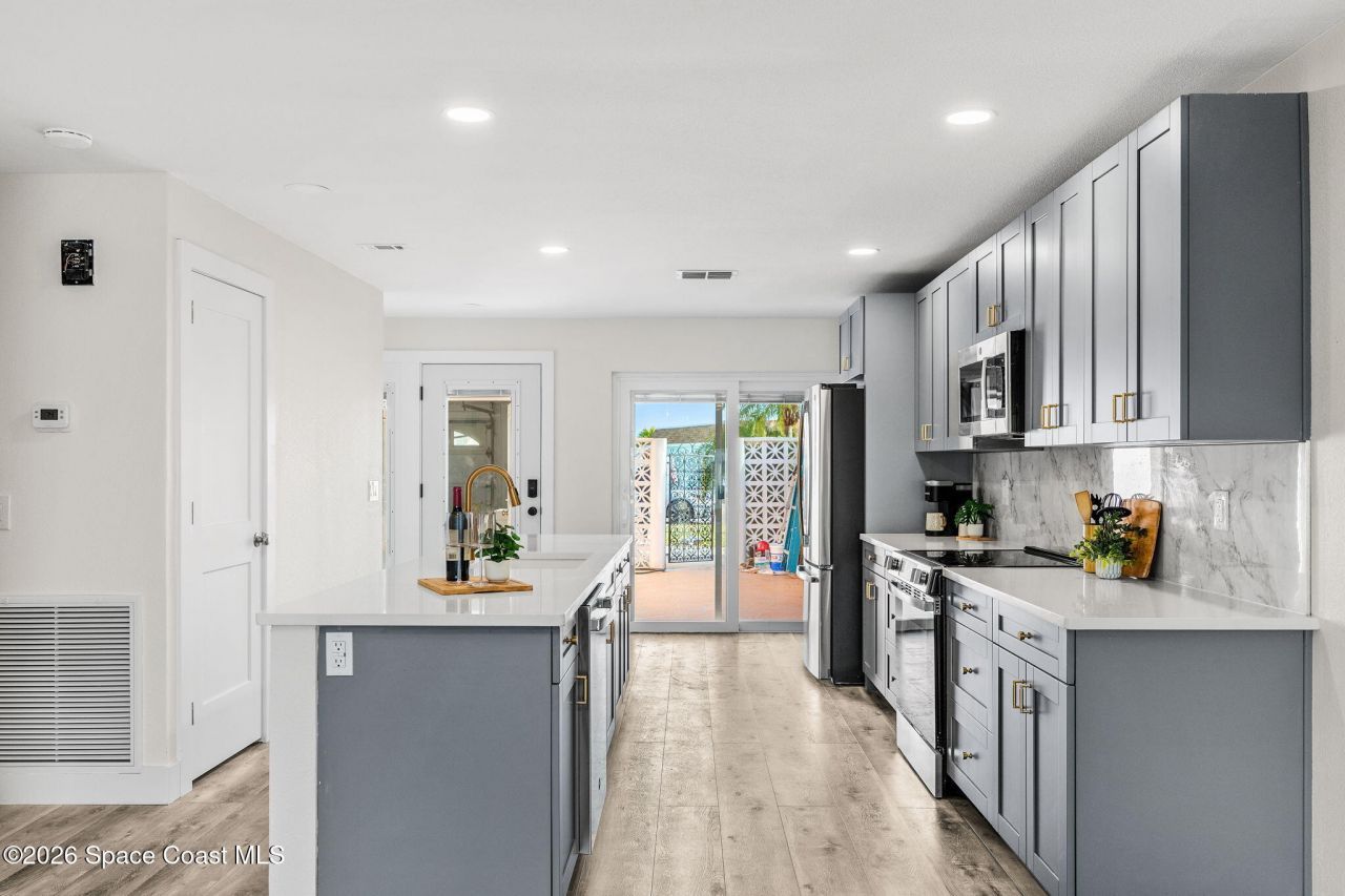 651 Boca Ciega Point Boulevard S, Saint Petersburg, FL 33709 Photo