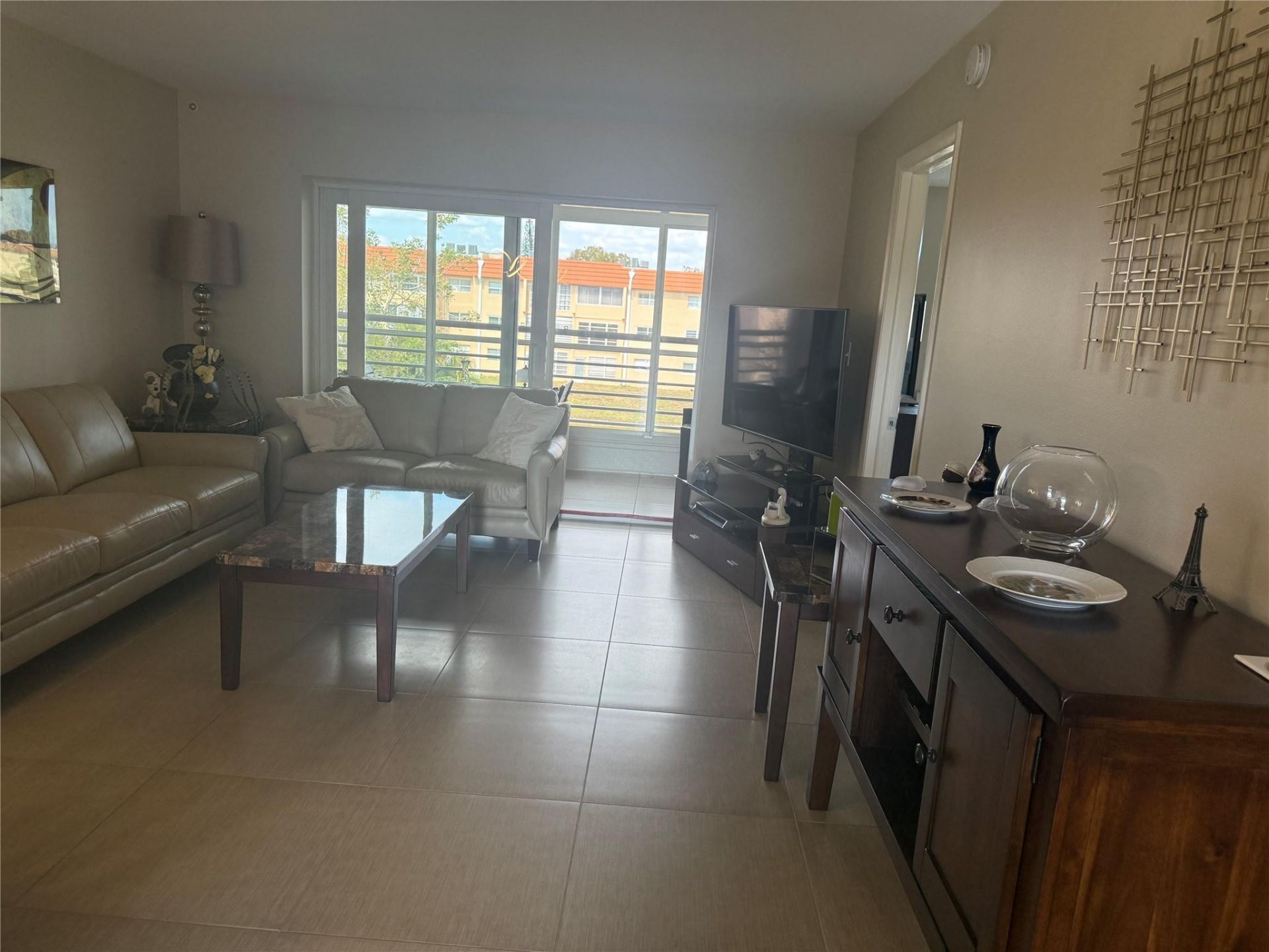 2791 N Pine Island Road, Unit 302, Sunrise, FL 33322 Photo