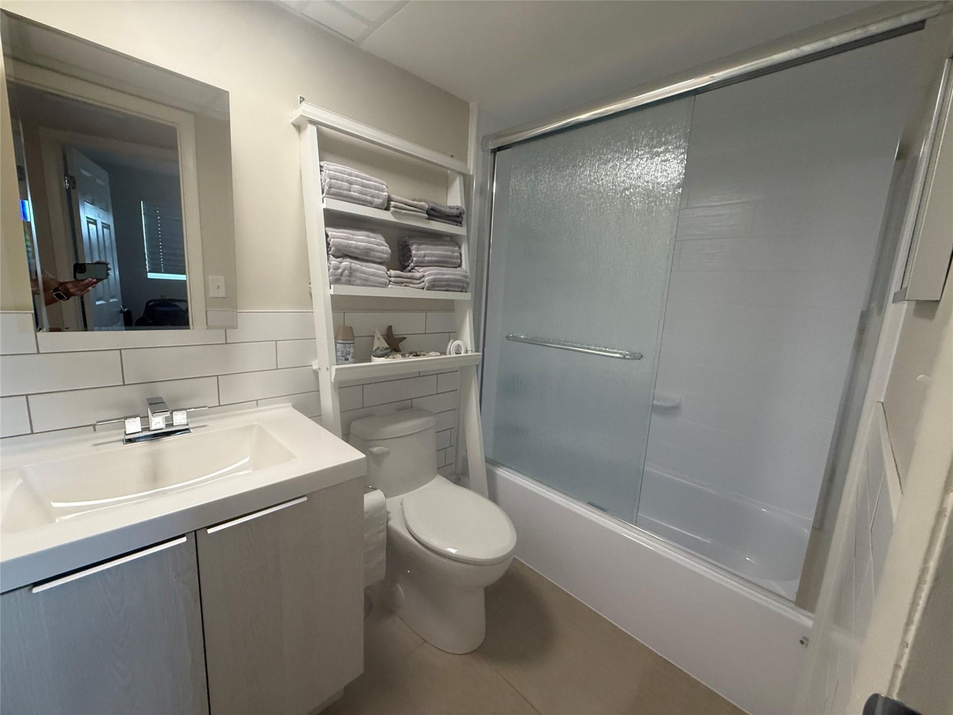 2791 N Pine Island Road, Unit 302, Sunrise, FL 33322 Photo