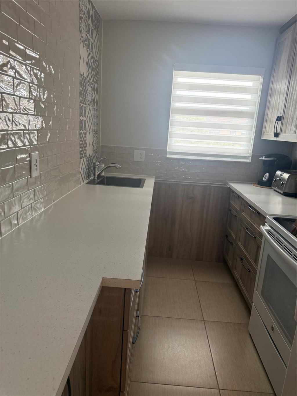 2791 N Pine Island Road, Unit 302, Sunrise, FL 33322 Photo