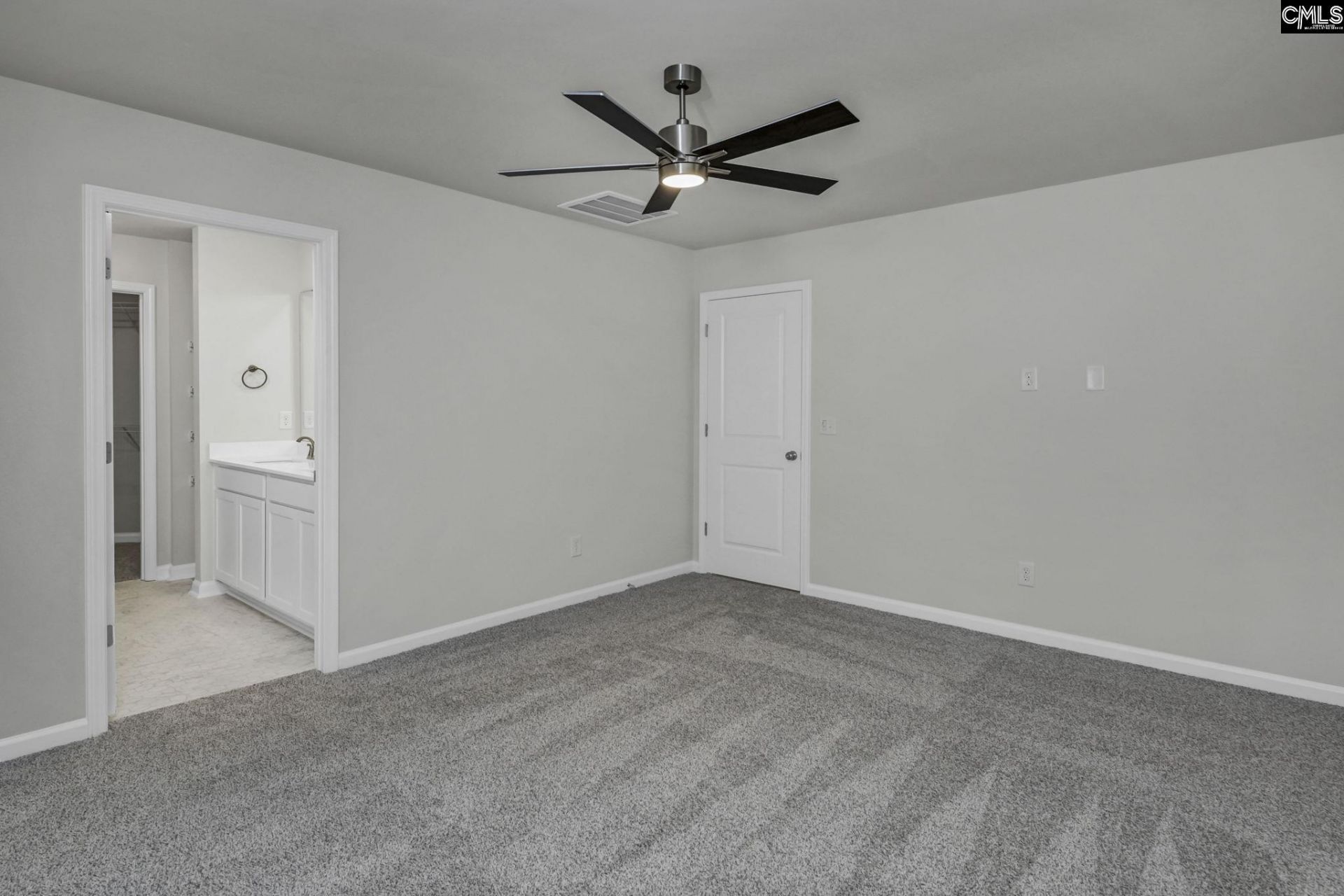1041 Tabor Place Photo 29