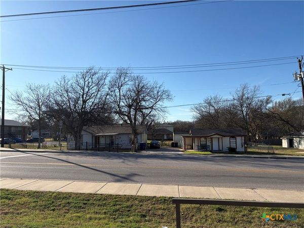 601 N 1st Street , Copperas Cove, TX 76522