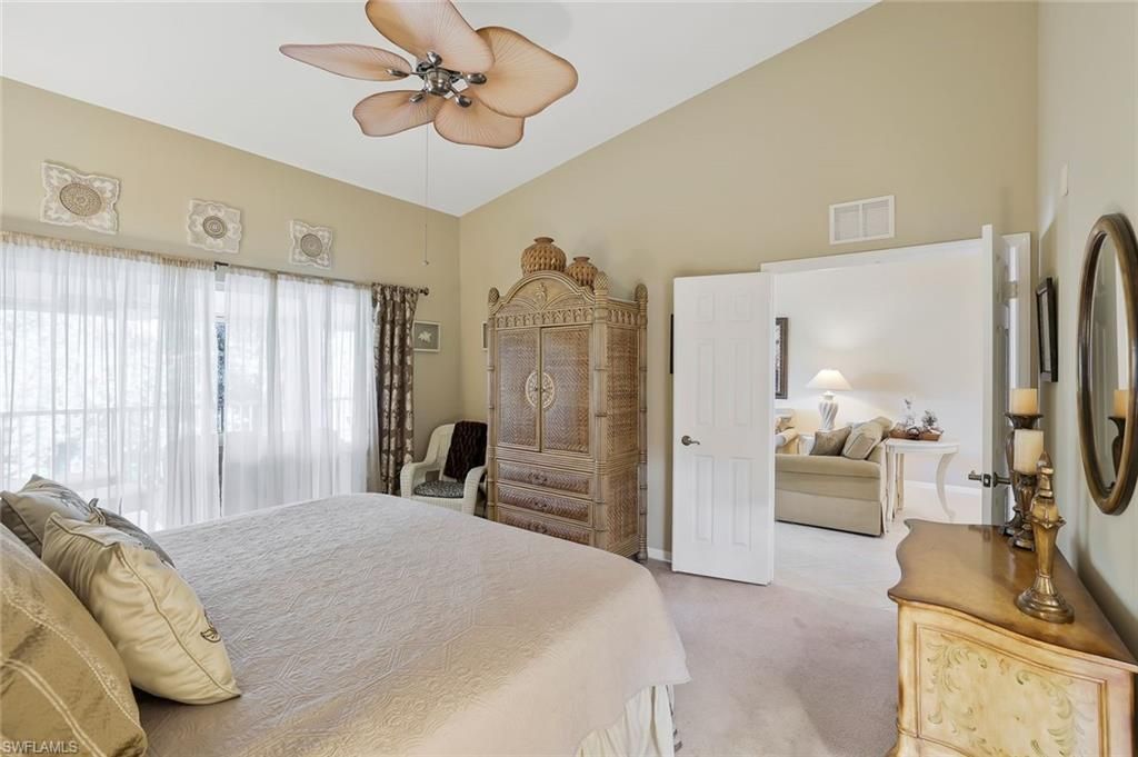 2360 Hidden Lake Ct, Unit 8410, Naples, FL 34112 Photo