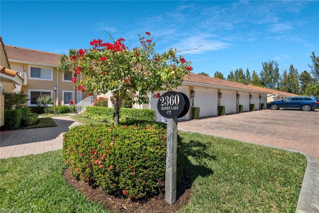 2360 Hidden Lake Ct, Unit 8410, Naples, FL 34112 Photo