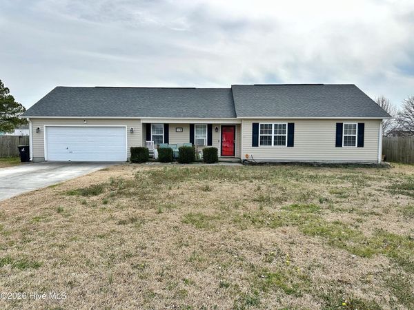 134 Annie Road, Richlands, NC 28574