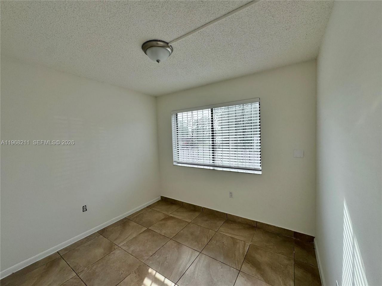 401 NW 109th Ave, Unit 2A, Miami, FL 33172 Photo