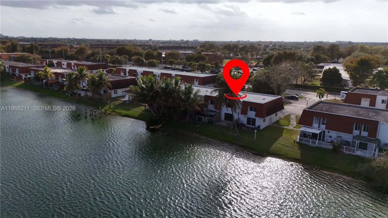 401 NW 109th Ave, Unit 2A, Miami, FL 33172 Photo
