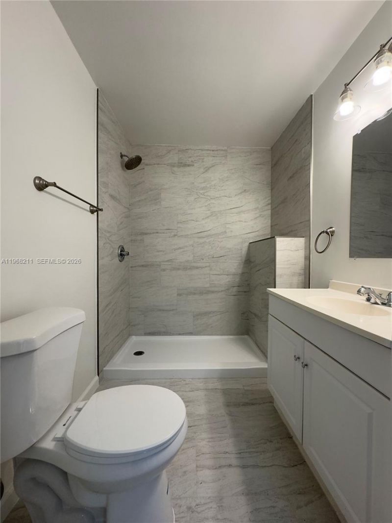 401 NW 109th Ave, Unit 2A, Miami, FL 33172 Photo