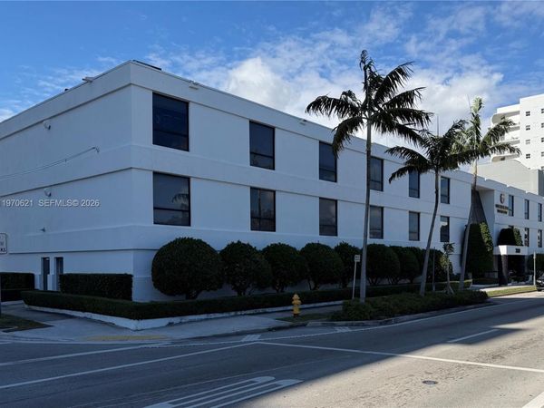 2650 SW 27th Ave , Miami, FL 33133