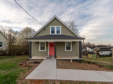 3040 Forest Hills Circle, Lynchburg, VA 24501