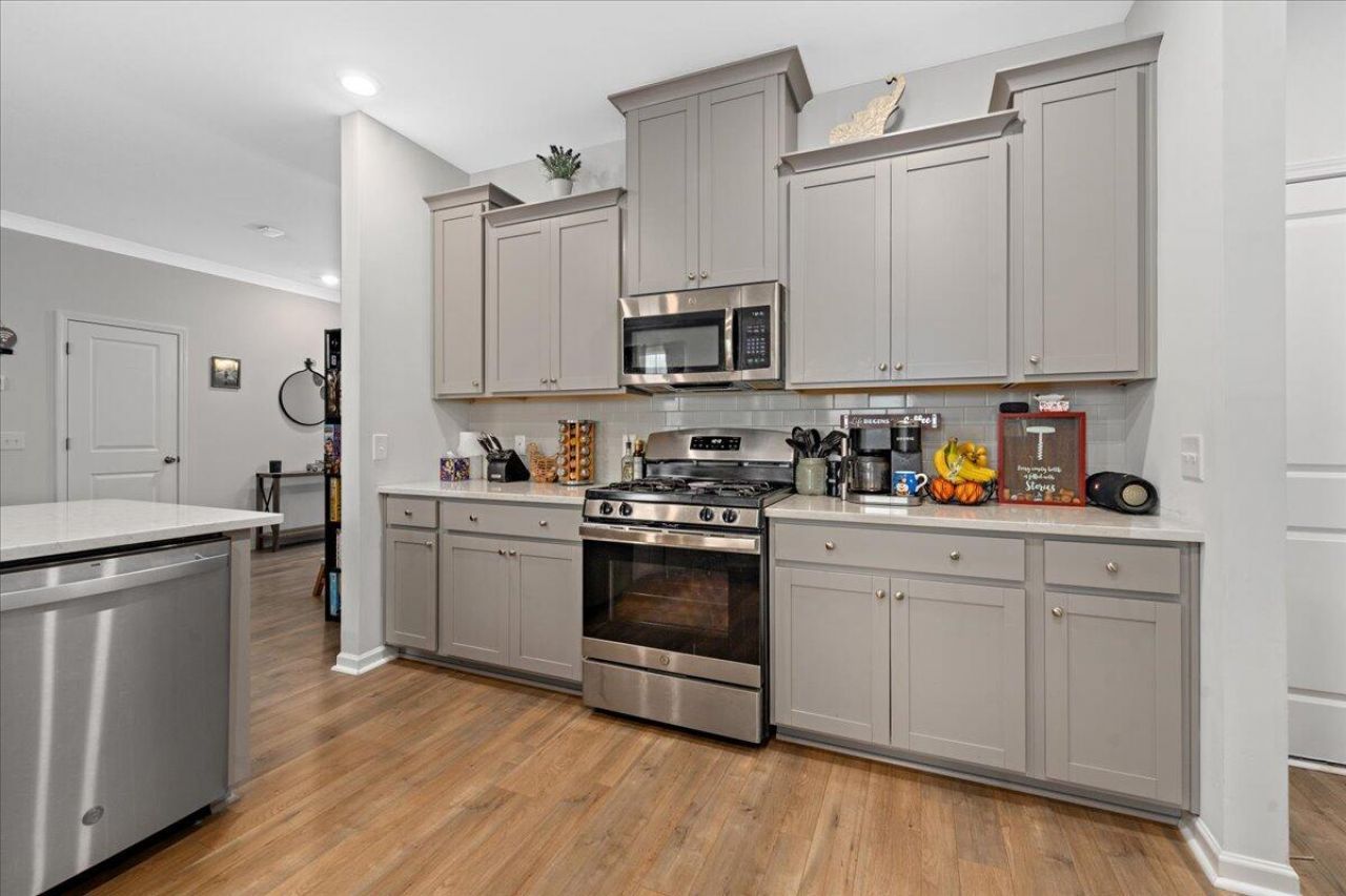 507 Squire Pope Road Photo 13