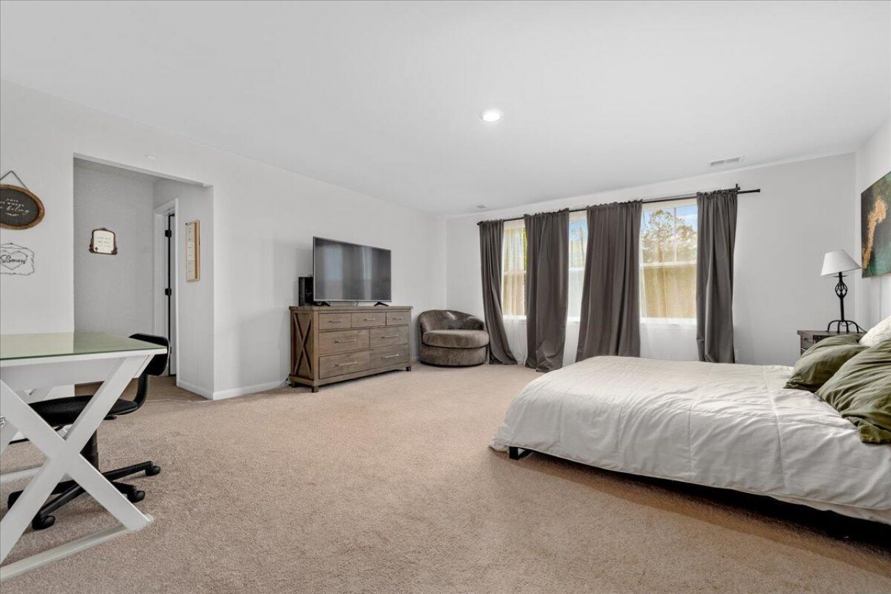 507 Squire Pope Road Photo 15