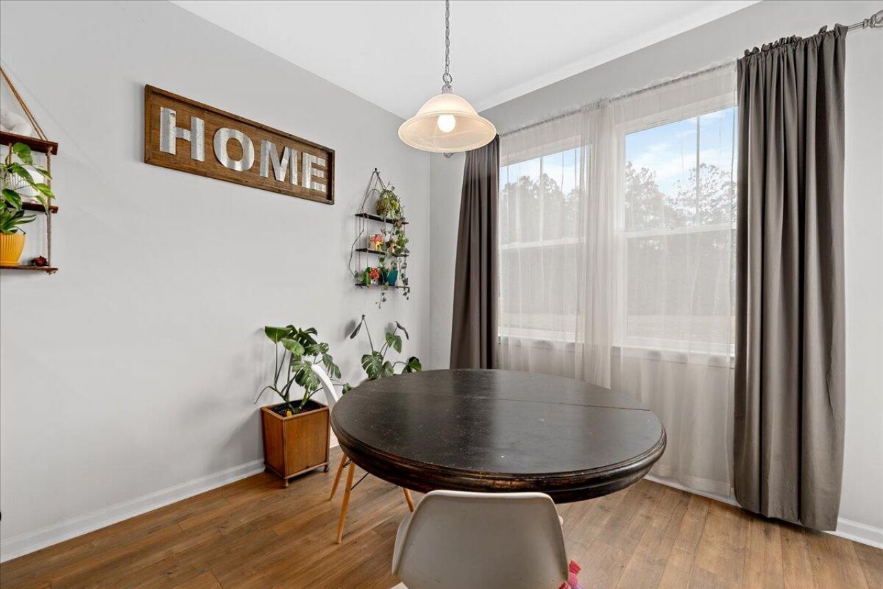 507 Squire Pope Road Photo 5