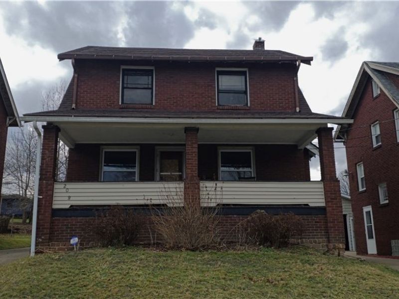 208 N Maryland Avenue N, Youngstown, OH 44509 Photo 1