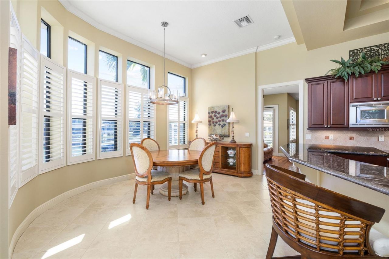 4914 59th Avenue S, Saint Petersburg, FL 33715 Photo