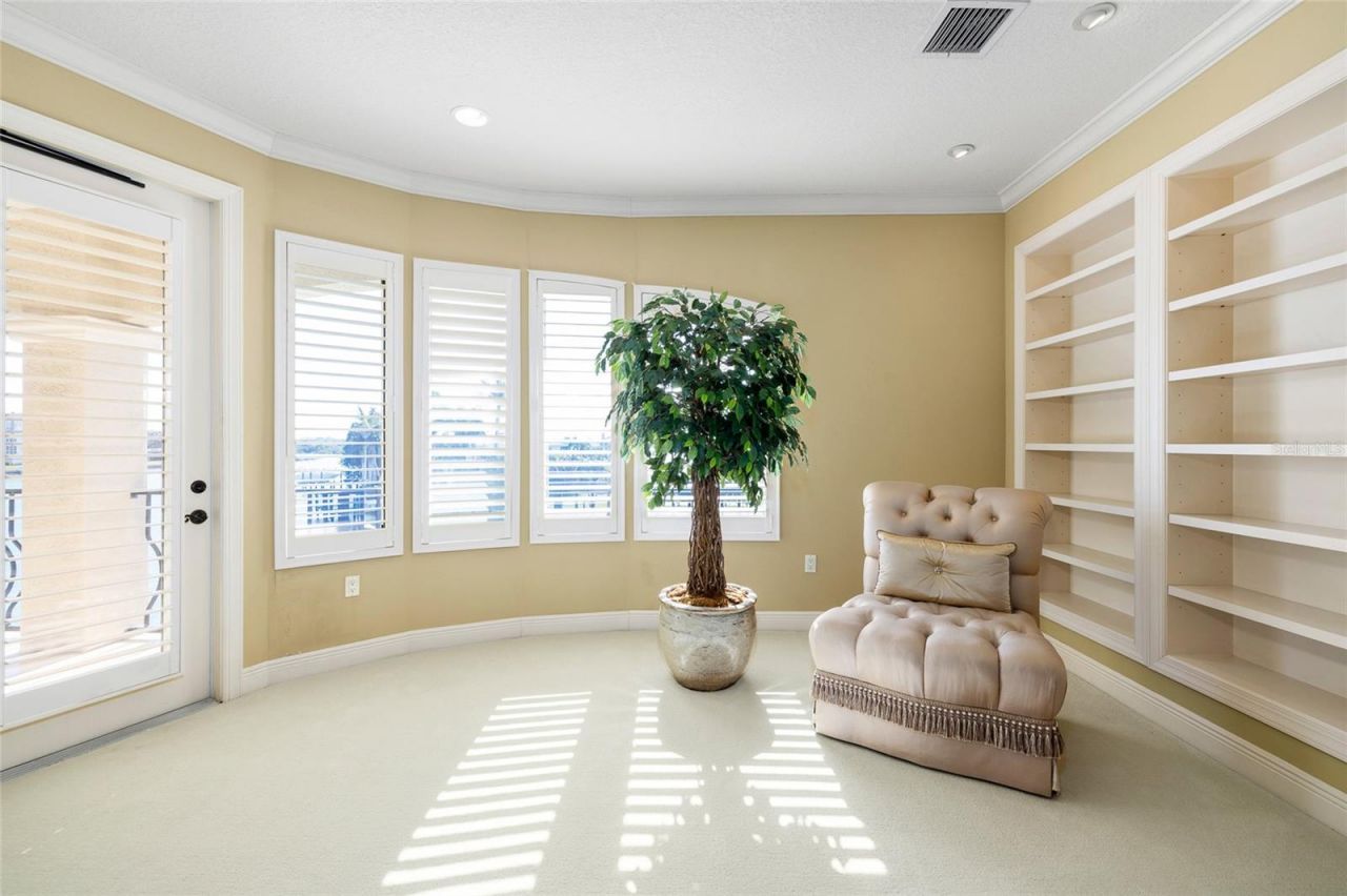 4914 59th Avenue S, Saint Petersburg, FL 33715 Photo