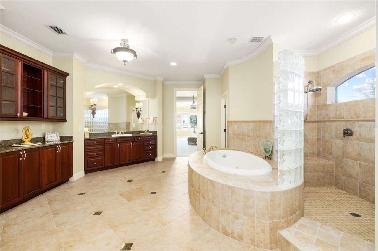 4914 59th Avenue S, Saint Petersburg, FL 33715 Photo