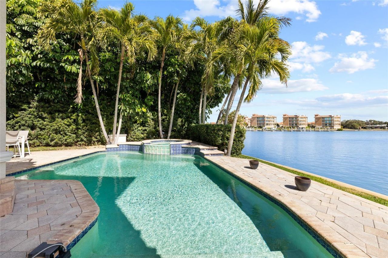 4914 59th Avenue S, Saint Petersburg, FL 33715 Photo