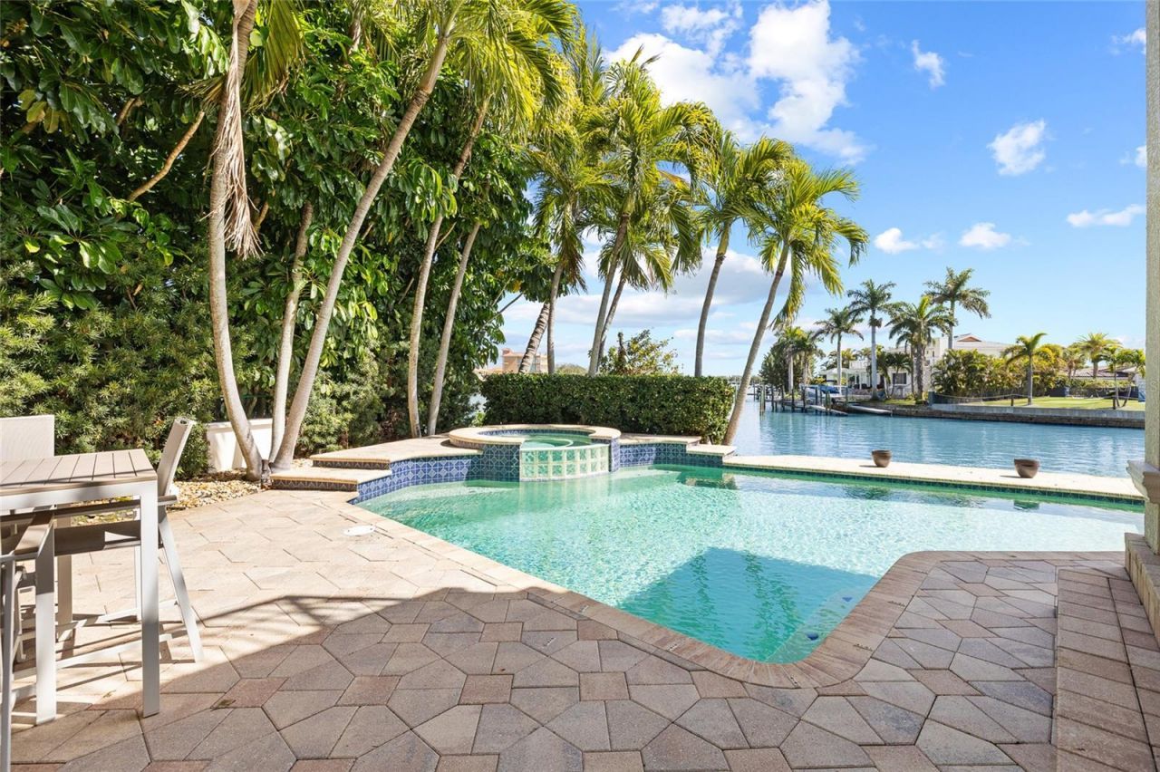 4914 59th Avenue S, Saint Petersburg, FL 33715 Photo