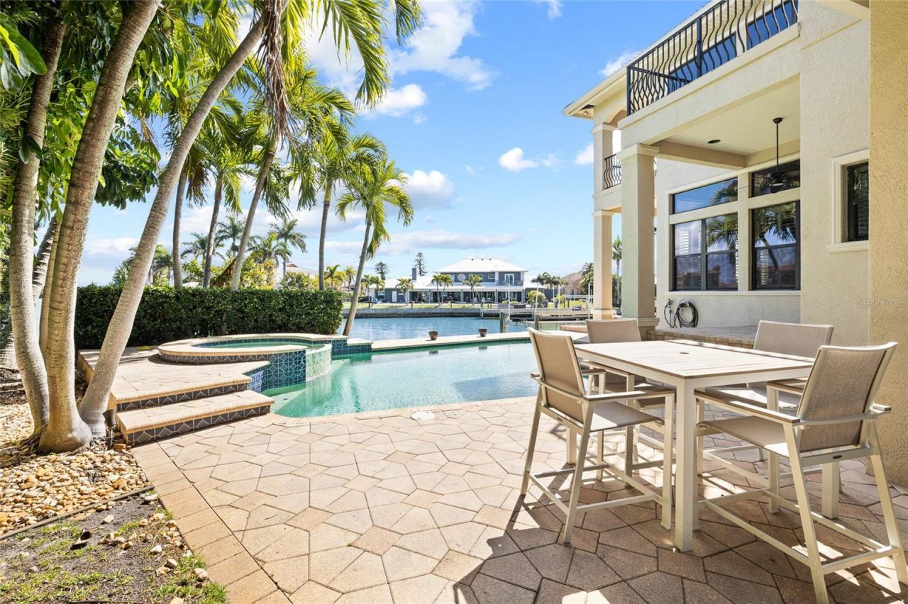 4914 59th Avenue S, Saint Petersburg, FL 33715 Photo