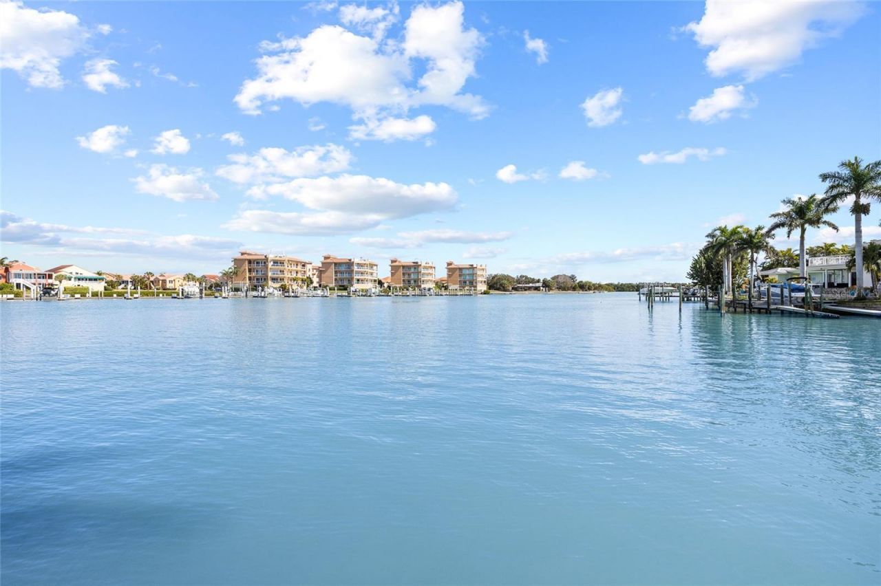 4914 59th Avenue S, Saint Petersburg, FL 33715 Photo