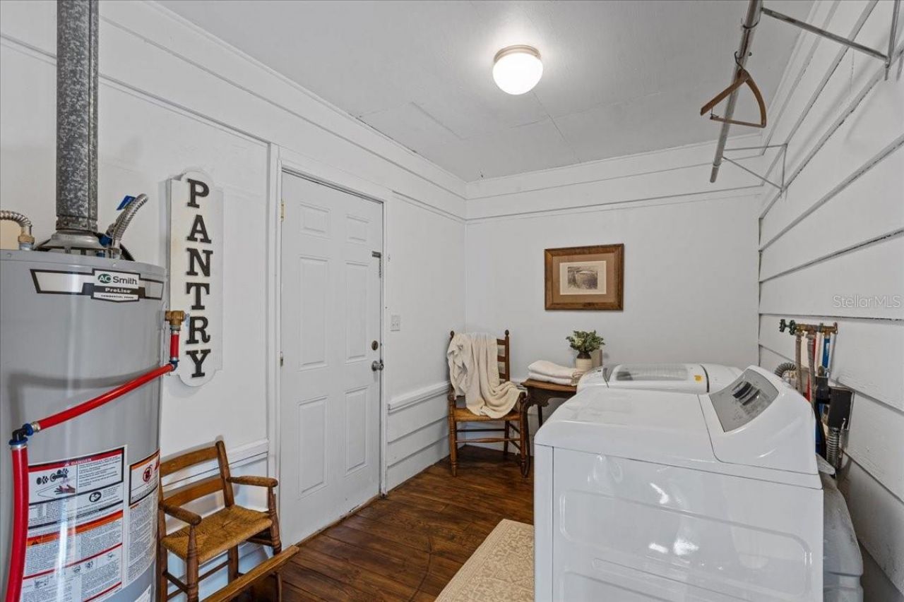 396 NW Hillsboro Street, Lake City, FL 32055 Photo