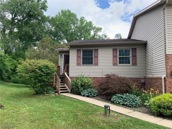 1651 Discovery Road, North Canton, OH 44720