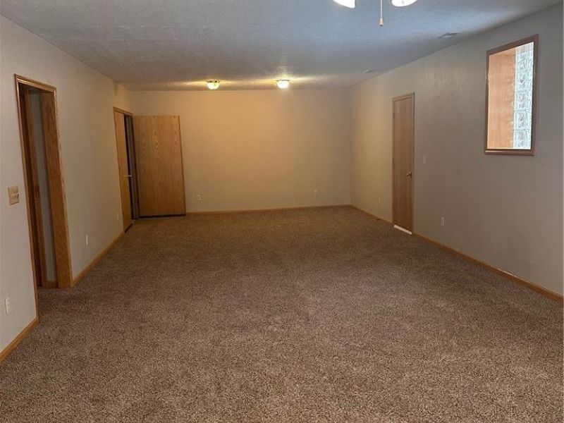 1651 Discovery Road, North Canton, OH 44720 Photo 10