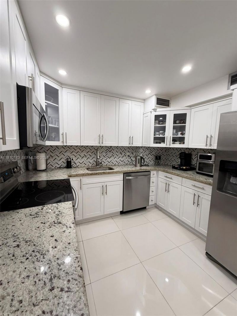 2851 NE 183rd St, Unit 412E, Aventura, FL 33160 Photo