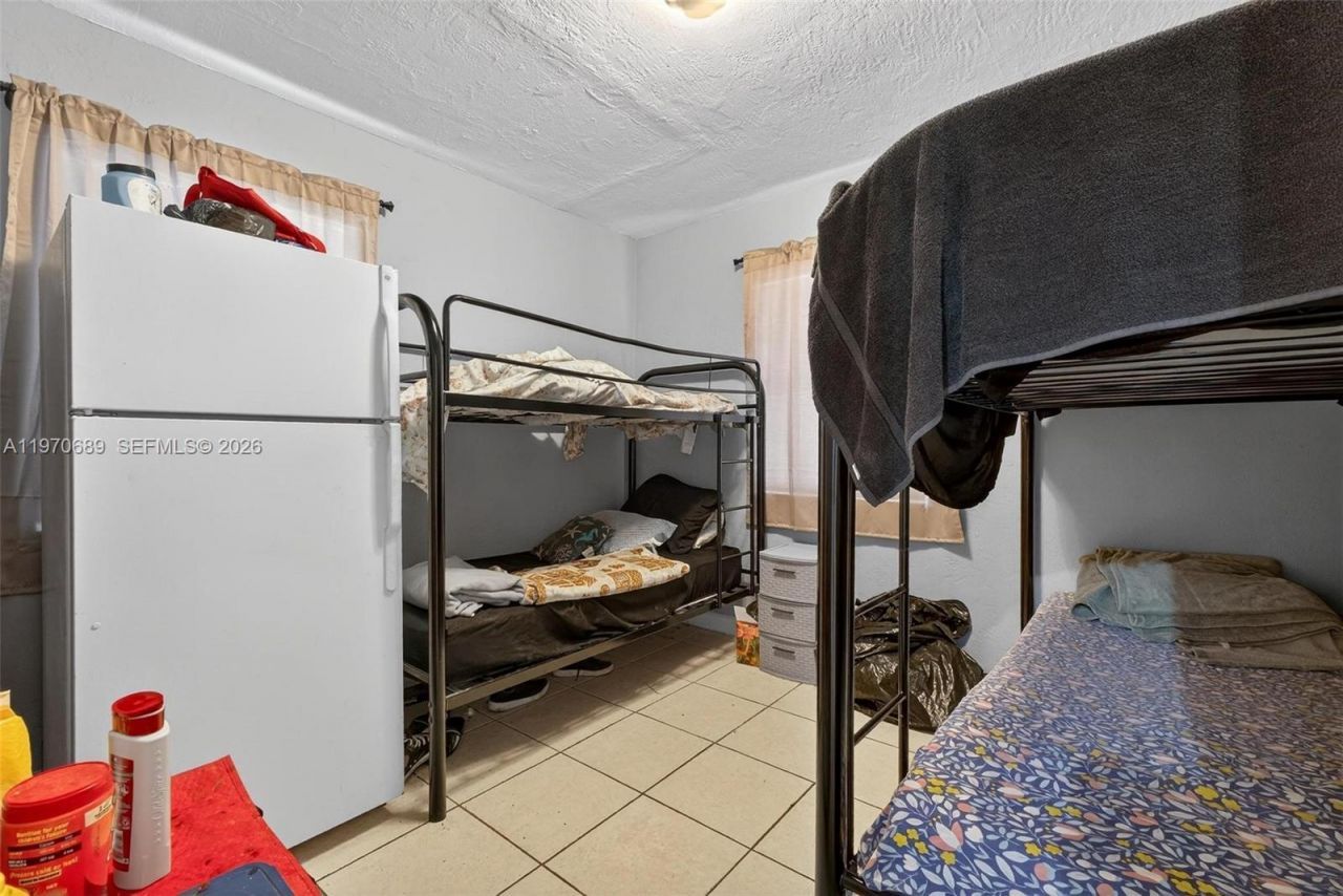 2741 NW 43rd Ter , Miami, FL 33142 Photo