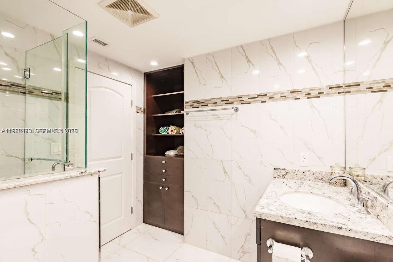 Please Call For Address, Unit 1114, Bal Harbour, FL 33154 Photo