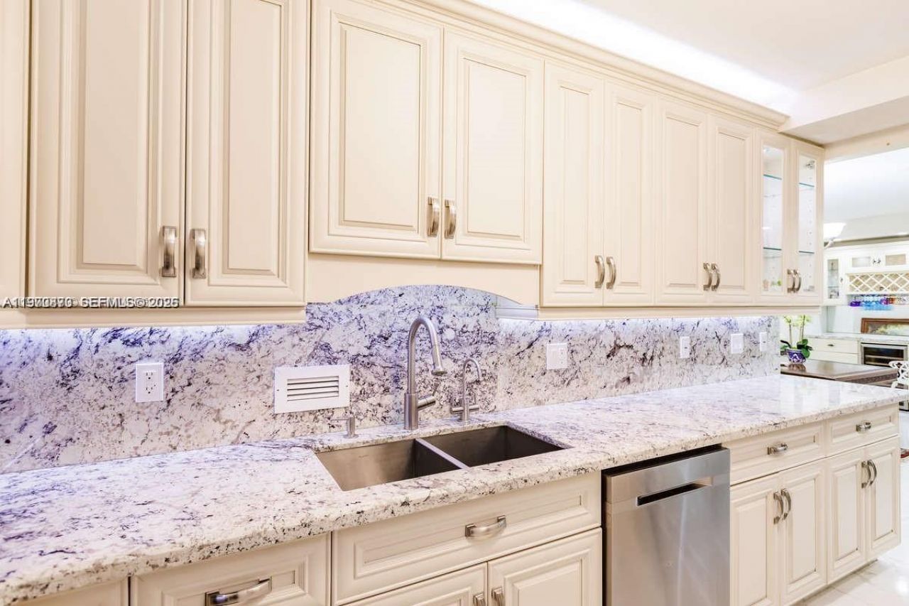 Please Call For Address, Unit 1114, Bal Harbour, FL 33154 Photo