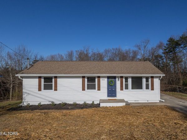 3304 Barbury Lane, Knoxville, TN 37931