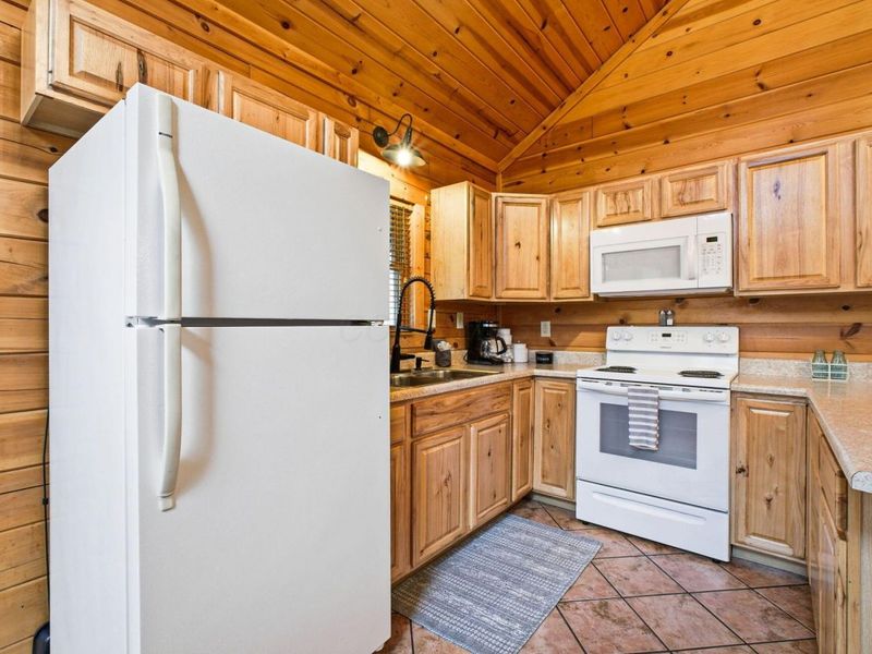 28930 Big Pine Road , Logan, OH 43138 Photo 29