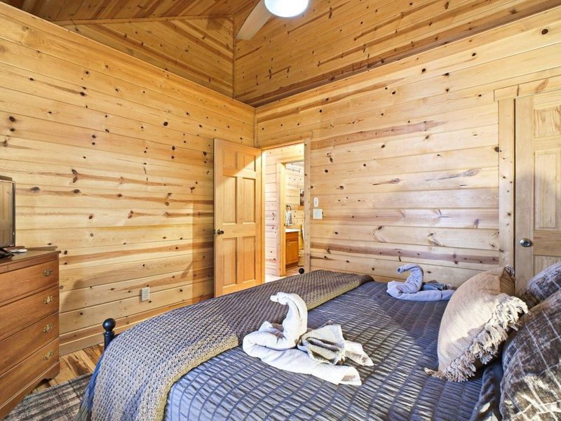 28930 Big Pine Road , Logan, OH 43138 Photo 41