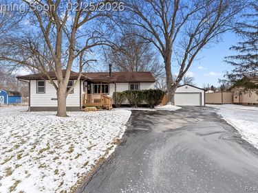 3375 Grant Road, Rochester Hills, MI 48309