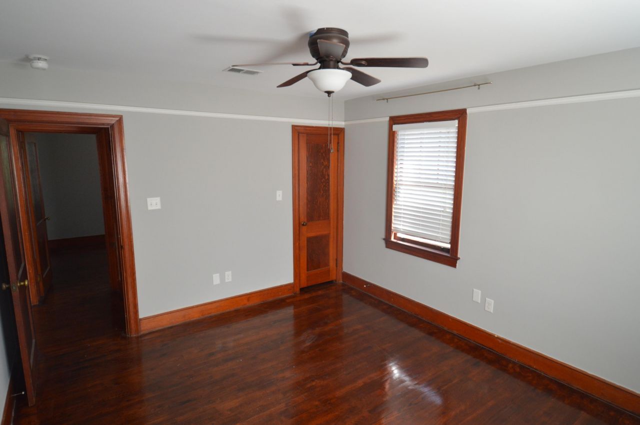 1200 South Boulevard Photo 4