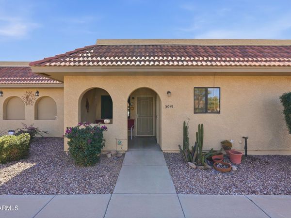 2041 S CLUBHOUSE Drive, Casa Grande, AZ 85194