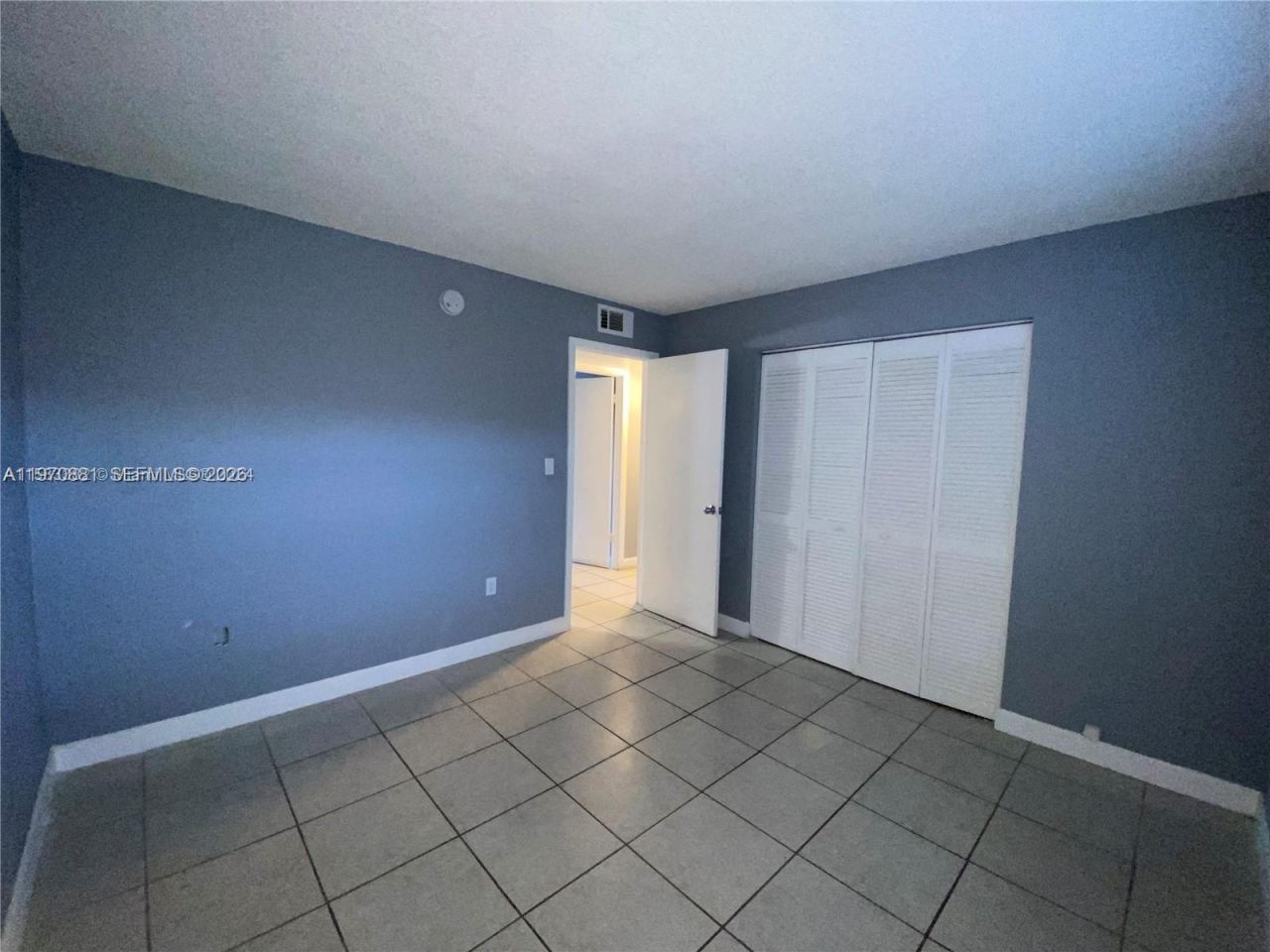 1735 W 60th St , Unit M301, Hialeah, FL 33012 Photo