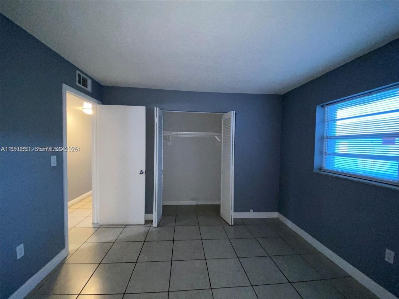 1735 W 60th St , Unit M301, Hialeah, FL 33012 Photo
