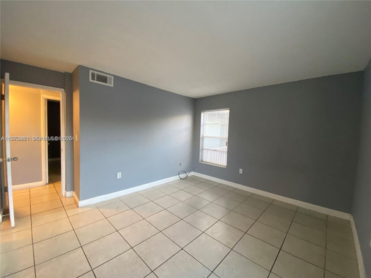 1735 W 60th St , Unit M301, Hialeah, FL 33012 Photo