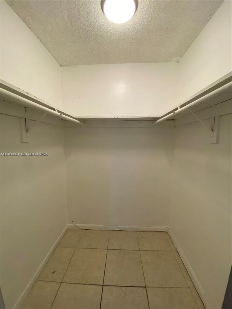 1735 W 60th St , Unit M301, Hialeah, FL 33012 Photo