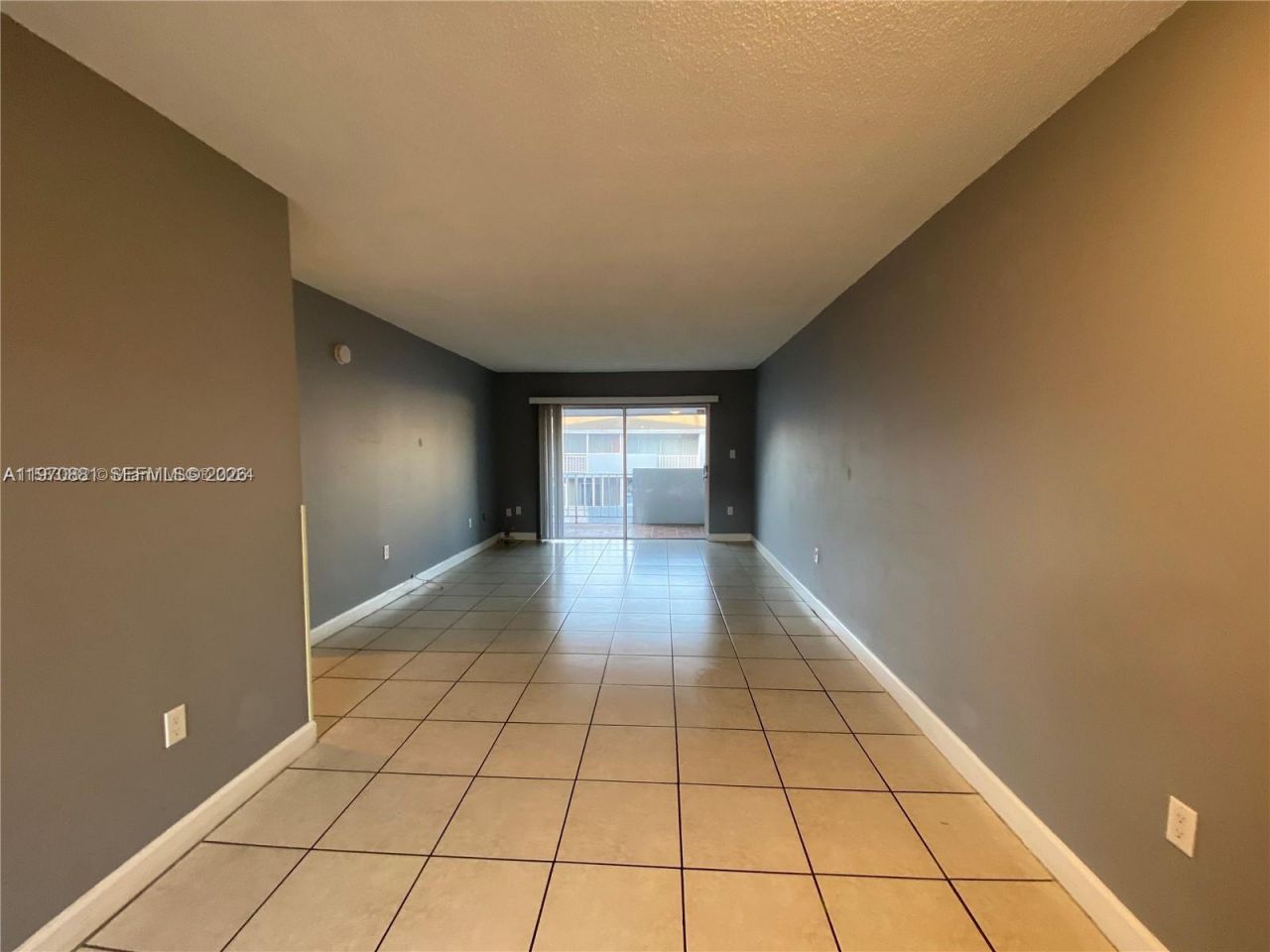 1735 W 60th St , Unit M301, Hialeah, FL 33012 Photo