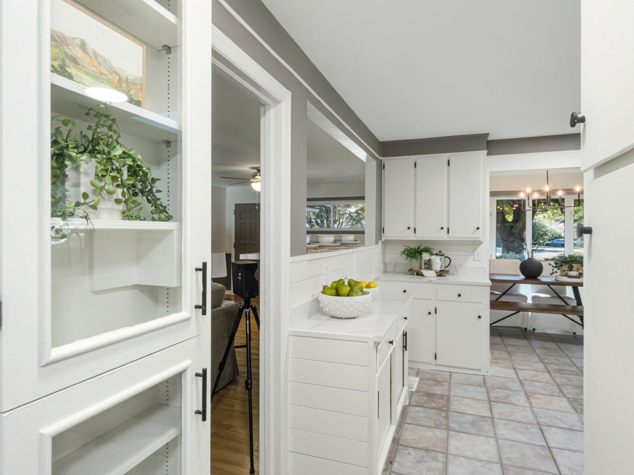 1318 Foster Street Photo 10