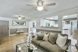 1318 Foster Street photo 4