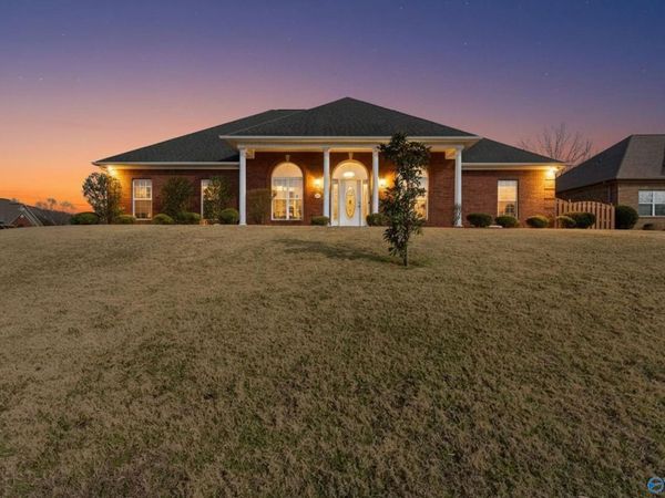 107 Cherry Ridge Drive, New Market, AL 35761