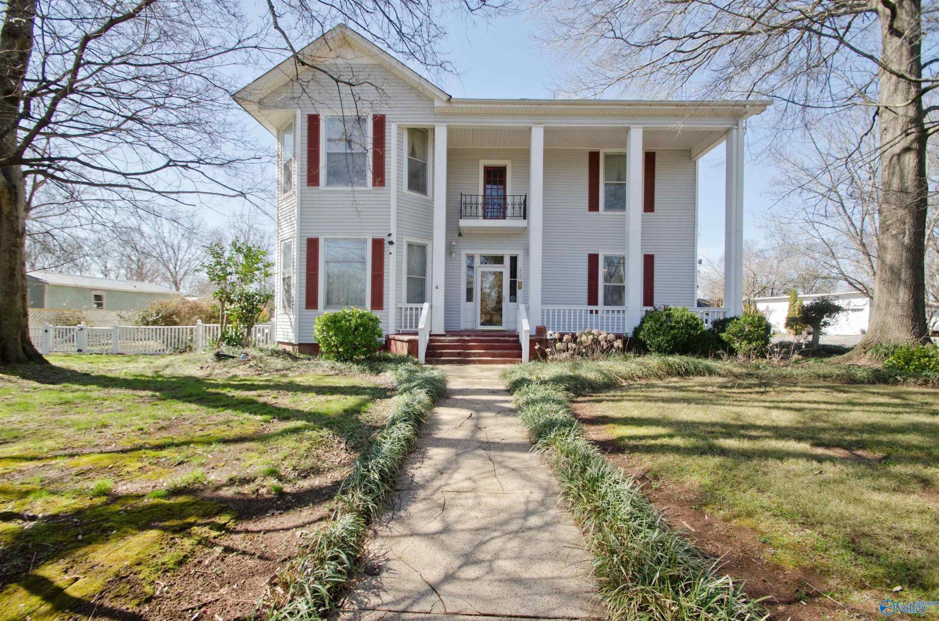 500 S Clinton Street Athens, AL 35611